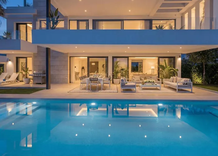 Vacation Marbella I Fleur, Rooftop Hot Tub, Heated Pool, Sauna, Cine, Gym, Sea View, Close To The Villa