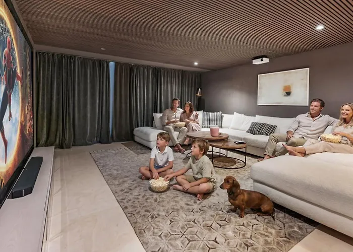 Vacation Marbella I Fleur, Rooftop Hot Tub, Heated Pool, Sauna, Cine, Gym, Sea View, Close To The Villa *