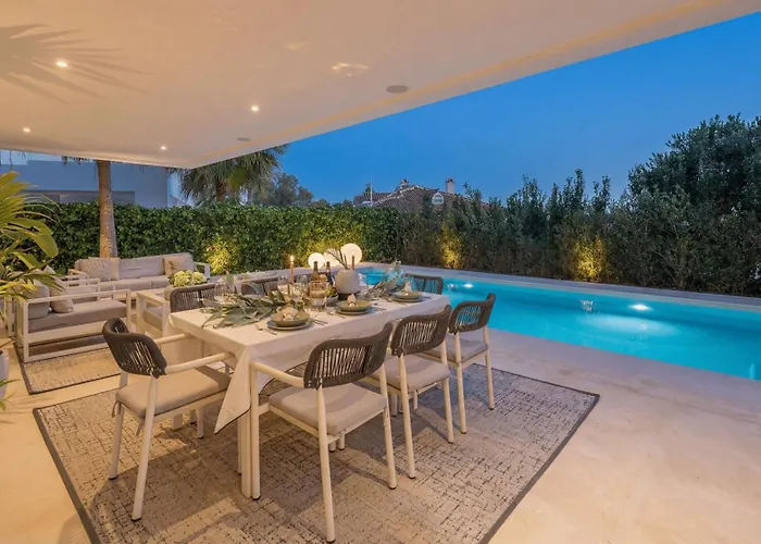 Vacation Marbella I Fleur, Rooftop Hot Tub, Heated Pool, Sauna, Cine, Gym, Sea View, Close To The Villa *