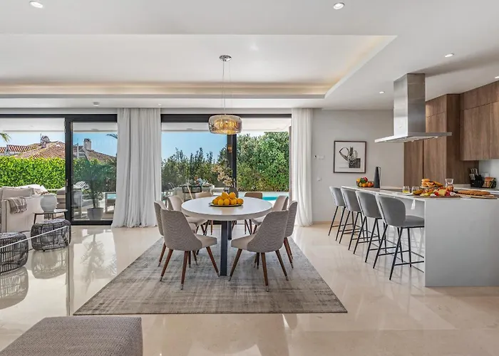 Vacation Marbella I Fleur, Rooftop Hot Tub, Heated Pool, Sauna, Cine, Gym, Sea View, Close To The Villa *