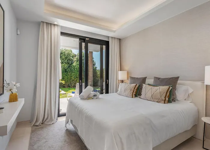 Vacation Marbella I Fleur, Rooftop Hot Tub, Heated Pool, Sauna, Cine, Gym, Sea View, Close To The Villa