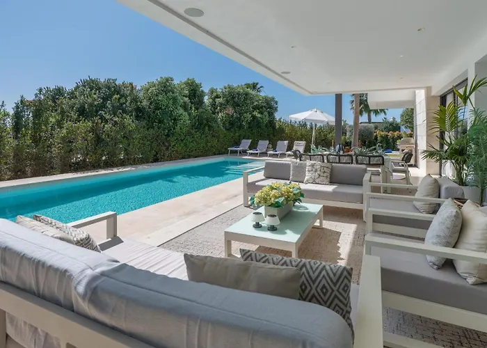 Vacation Marbella I Fleur, Rooftop Hot Tub, Heated Pool, Sauna, Cine, Gym, Sea View, Close To The Villa Estepona