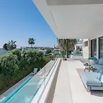 Villa Vacation Marbella I Fleur, Rooftop Hot Tub, Heated Pool, Sauna, Cine, Gym, Sea View, Close To The *