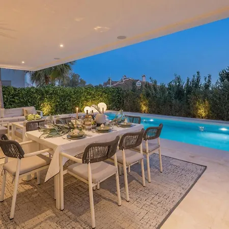 Vacation Marbella I Fleur, Rooftop Hot Tub, Heated Pool, Sauna, Cine, Gym, Sea View, Close To The Βίλα *