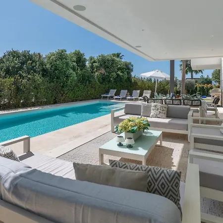 Vacation Marbella I Fleur, Rooftop Hot Tub, Heated Pool, Sauna, Cine, Gym, Sea View, Close To The Villa Estepona
