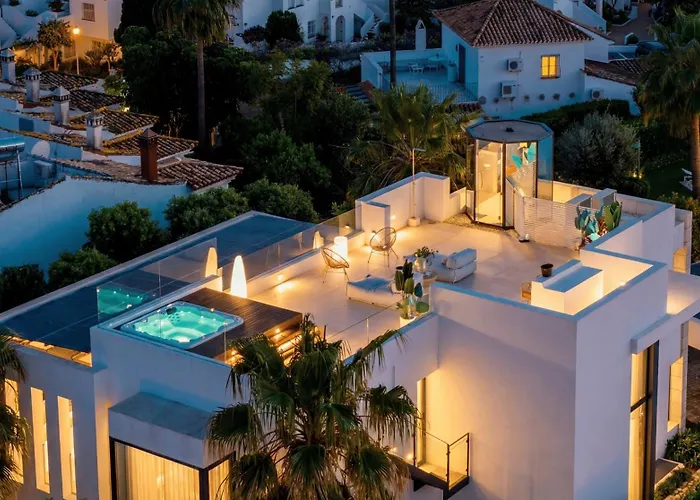 Vacation Marbella I Fleur, Rooftop Hot Tub, Heated Pool, Sauna, Cine, Gym, Sea View, Close To The *