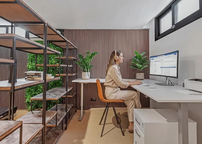 Vacation Marbella I Fleur, Rooftop Hot Tub, Heated Pool, Sauna, Cine, Gym, Sea View, Close To The